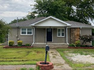 229 Lewis St, Muscle Shoals, AL 35661