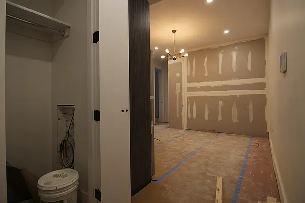 Rented by Nooklyn NYC LLC | media 37