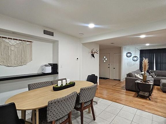3rd image of 4512 18th St
