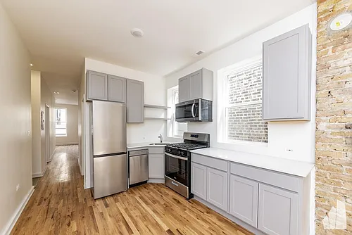 1638 W 18th Pl #2R Photo 1