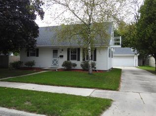 1620 N 26th St, Sheboygan, WI 53081