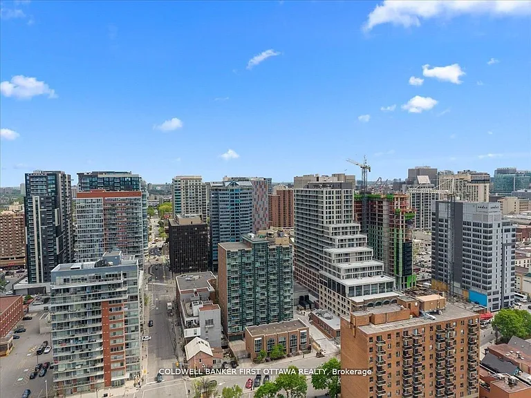 134 York St #1203 — Photo 29