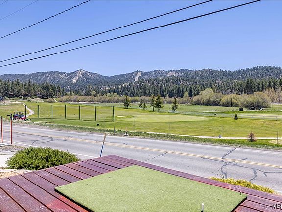 3rd image of 42966 Moonridge Rd