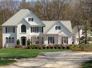 3 Whitman Ln, Hopkinton, MA 01748