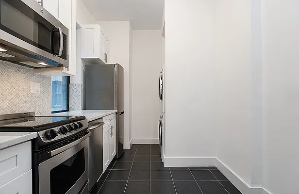 Rented by OGI Management | media 9