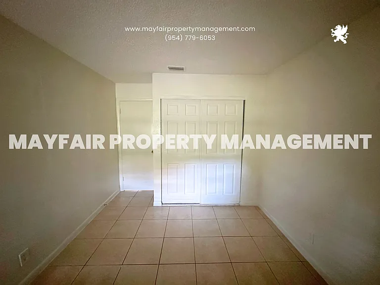 5855 S 37th St #5857 — Photo 7