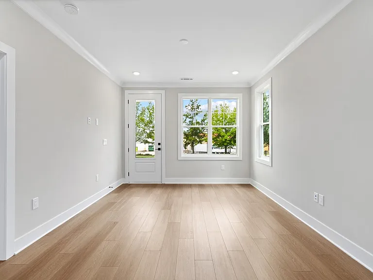 6104 Fox Rd — Photo 18