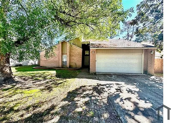 3918 Algernon Dr — Photo 1