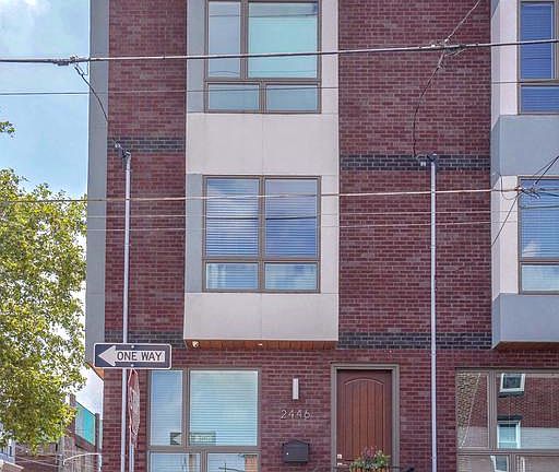 2nd image of 2446 E Cumberland St
