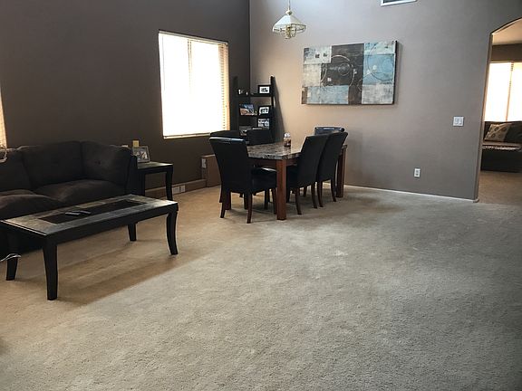 4th image of 3322 S 92nd Dr