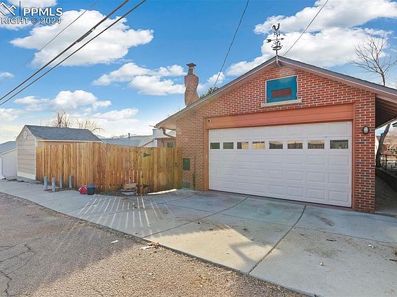 2nd image of 2221 N Meade Ave