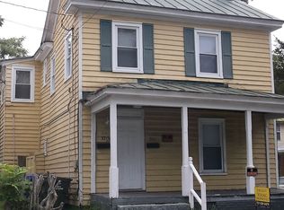 321 1/2 Hill St, Suffolk, VA 23434
