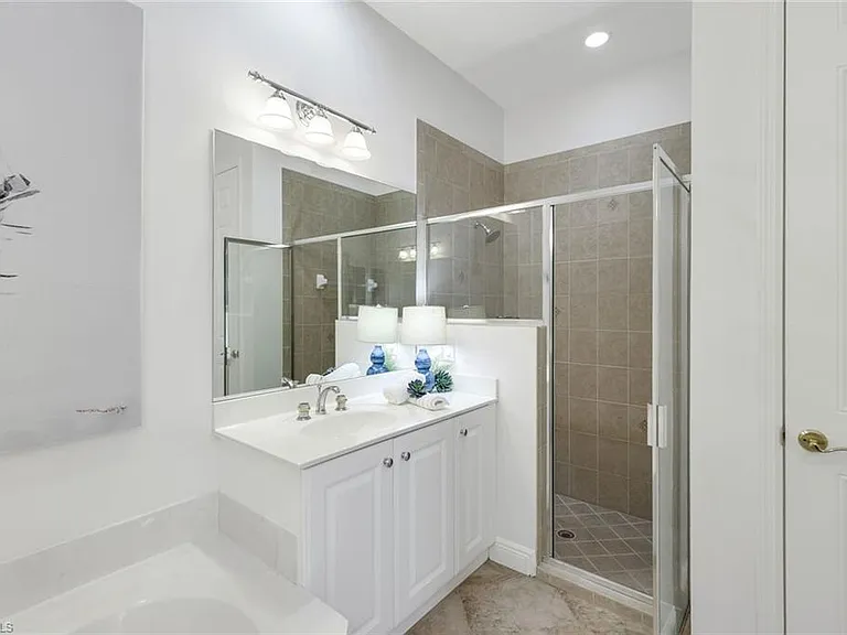 9255 Museo Cir #102 — Photo 19