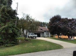 3838 Linke Rd, Bridgman, MI 49106