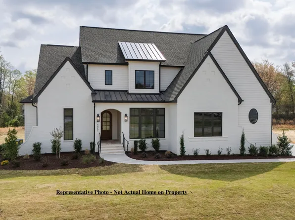 688 Lynch Rd, Selma, NC 27576