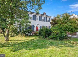1203 Swarthmore Ave, Folsom, PA 19033