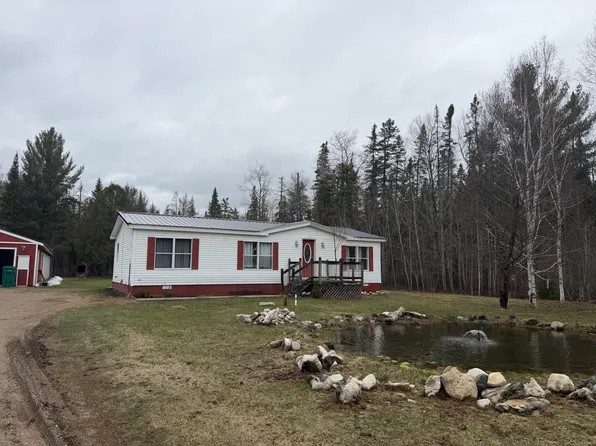 16292 S Mackinac Trl, Kinross, MI 49752