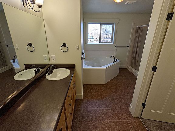5th image of 2730 N 3475 W