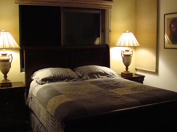 4th image of 246 2nd St APT 1207