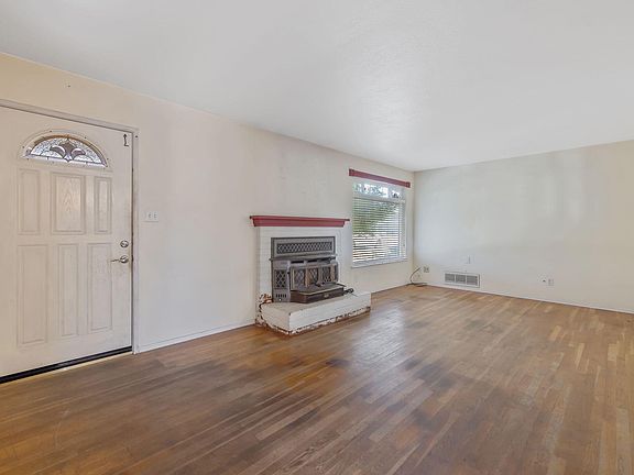 5th image of 2735 W Laura Avenue