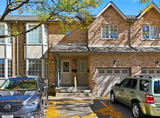 705 Cumberland Ave #11, Burlington, ON L7N3W4
