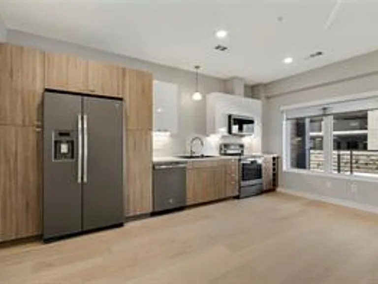 4361 S Congress Ave #122 — Photo 8
