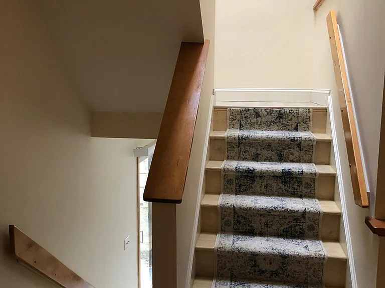 11 Idlewood — Photo 8