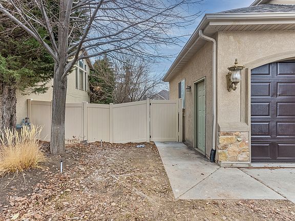 4th image of 1118 E Gadzooks Dr