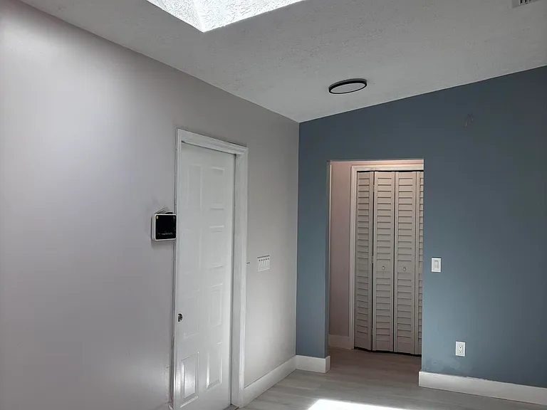 450 SW Eyerly Ave — Photo 20