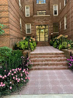 Sold by FirstService Residential (Manual) | media 2
