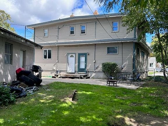 5th image of 226 & 228 Cavanaugh St