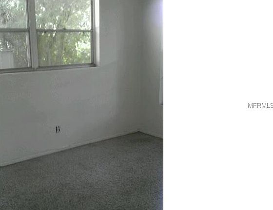 4th image of 202 Laurel Dr