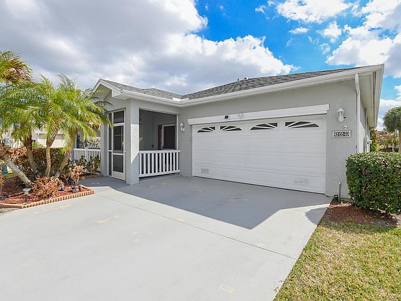 4th image of 569 NW Cortina Lane