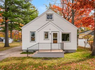 321 Fair St, Traverse City, MI 49686