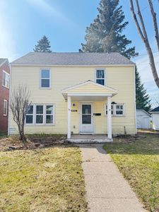 1206 Augusta St, Sault Sainte Marie, MI, 49783