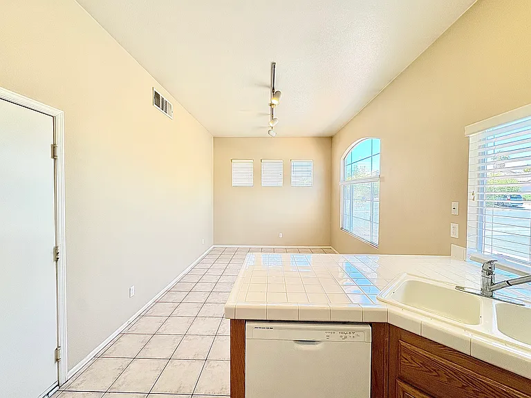 3368 Mountain Bluebird St — Photo 7
