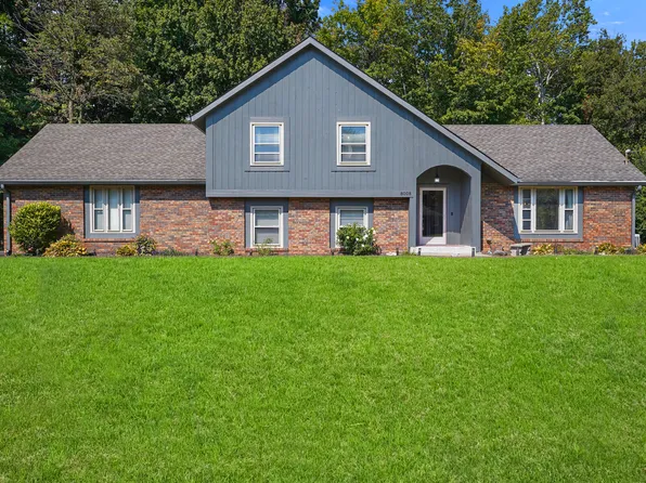 8008 Black Oak Dr, Plainfield, IN 46168
