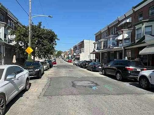 4th image of 6100 Callowhill St