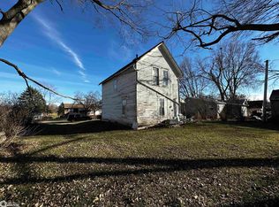 719 Elm St, Grinnell, IA 50112