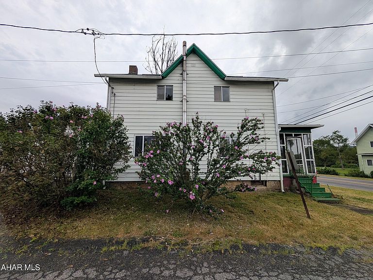 Listing photo 5
