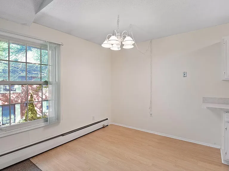 819 Smetana Rd #7 — Photo 5