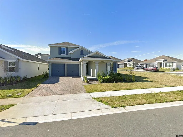 2025 Axel St — Photo 1