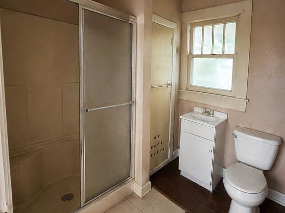 5th image of 506 N 2nd St