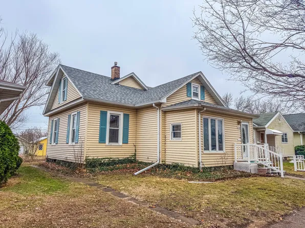 2228 Avenue E, Fort Madison, IA 52627