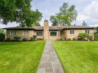 135 Coniston Dr, Rochester, NY 14610