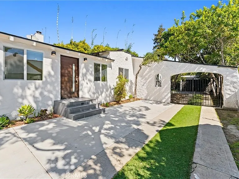2216 Veteran Ave — Photo 26