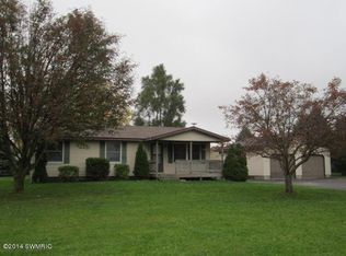 7440 County Farm Rd, Greenville, MI 48838