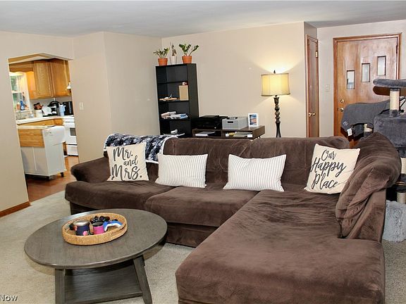 4th image of 39 Phil Rose Ln