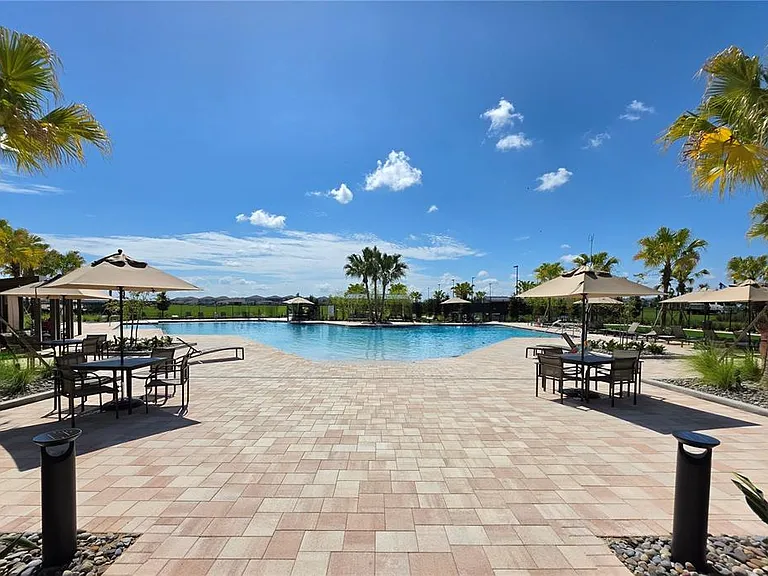 2587 Runners Cir — Photo 33
