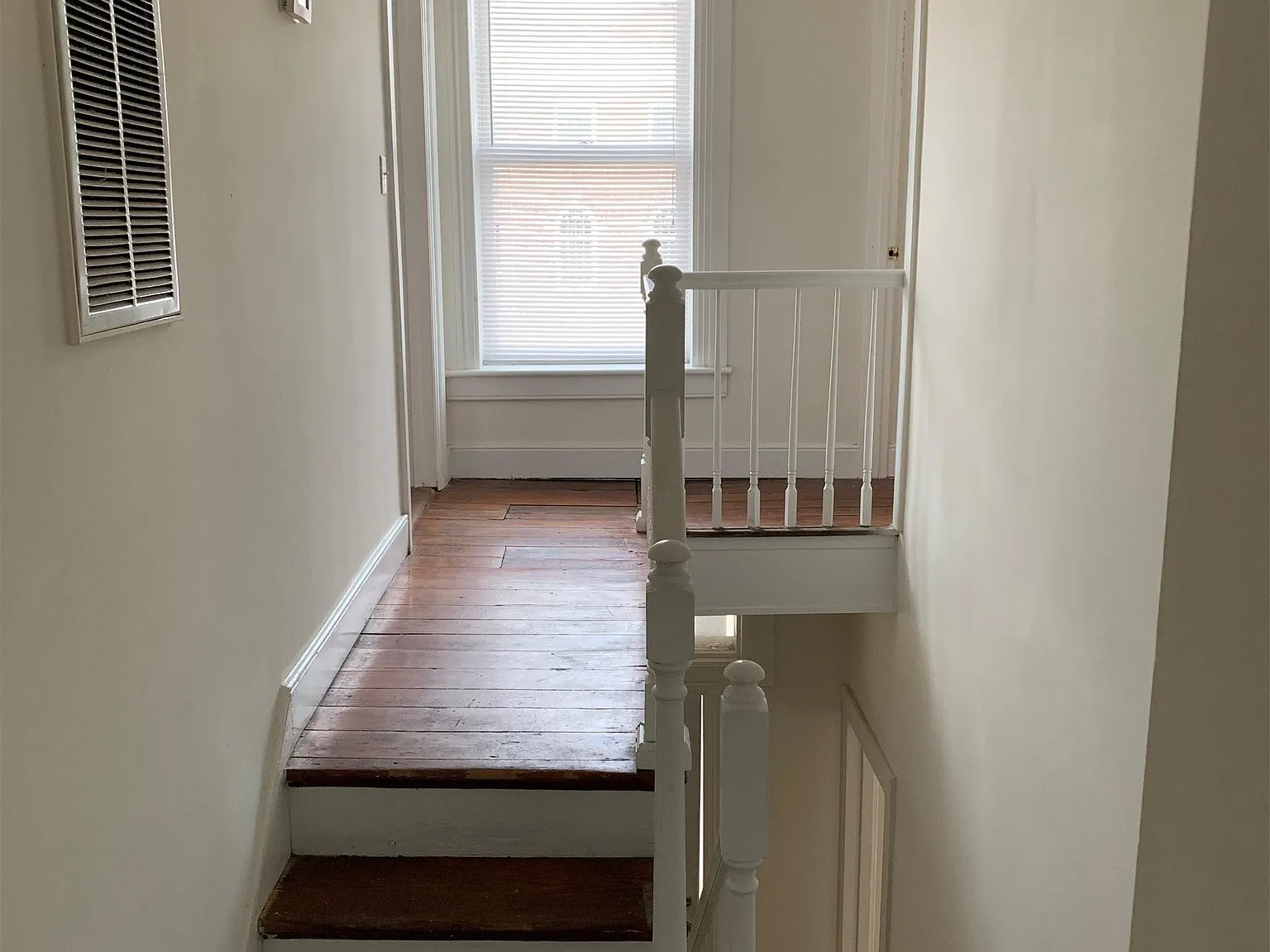 Venable Street 2225 - 1 — Photo 2